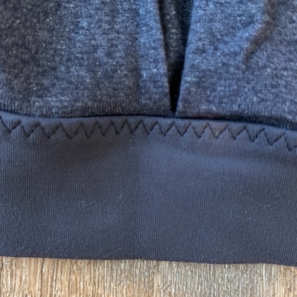 Lululemon RARE grey tank too - Picture 5 of 5